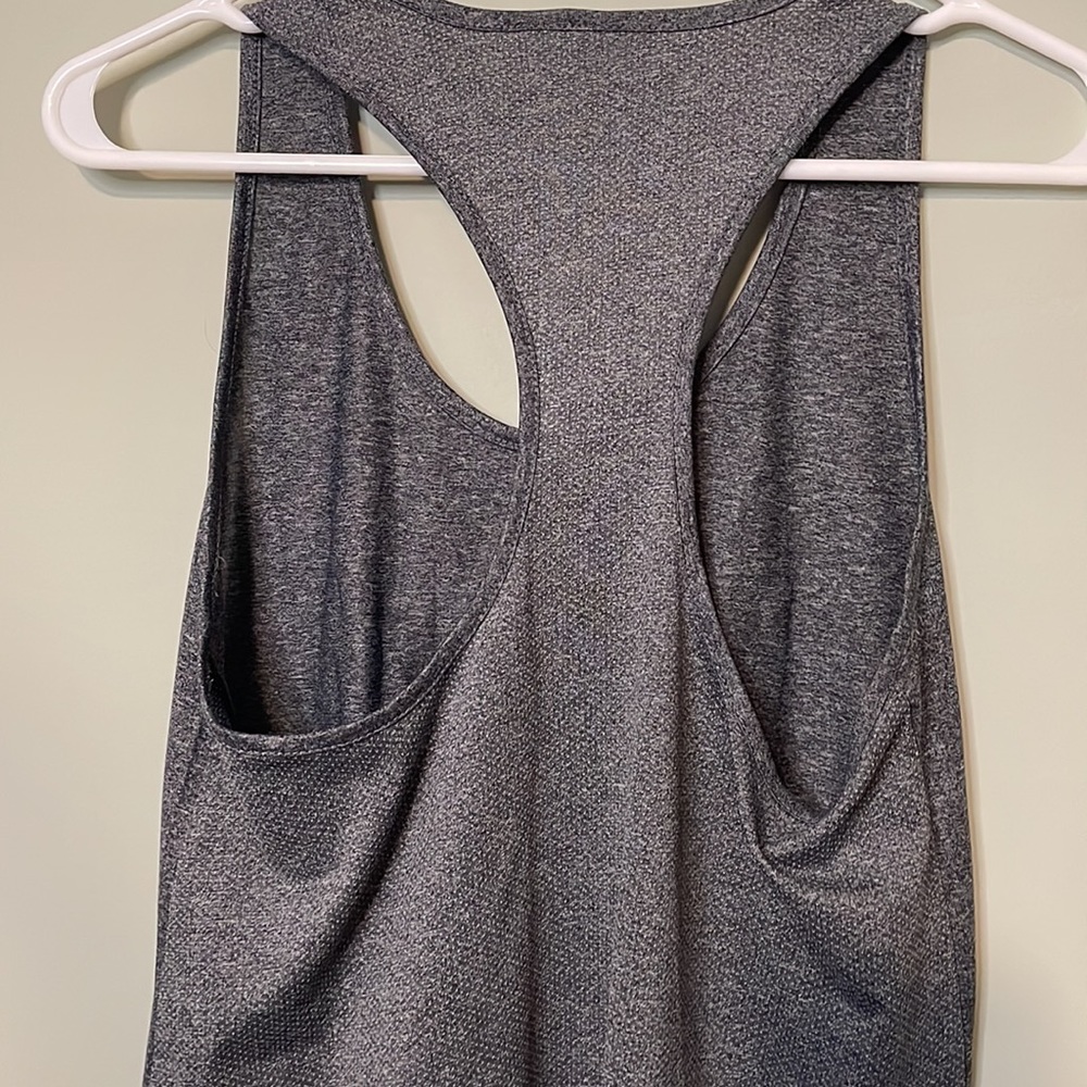 Puma Racerback Tank Top Size Small - Picture 5 of 7